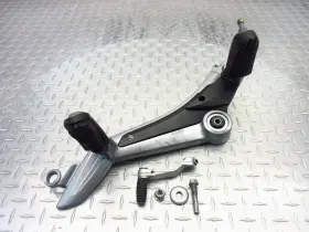 Ap81450355 Aprilia 859730 2009 07-15 Mana 850 Na Oem Left Side Foot Peg Bracket Holder Assembly