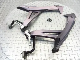Rst1000 Aprilia 900088 900091 2004 01-04 Futura Oem Rear Passenger Foot Pegs Brackets Pair