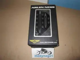 06-867 Arlen Ness Black Deep Cut Passenger Floorboards # New In Box