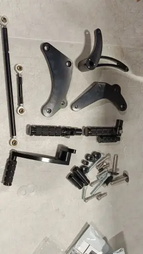 Rshd-sb18-bla-bkcr-1125 Bikingboy Forward Controls Foot Pegs For Harley 18-24 Softail Standard Fxst Low Rider Fxlr