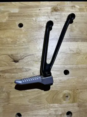 46718521681 Bmw 2015 - 2018 S1000rr K46 Righ Rear Foot Peg Oem