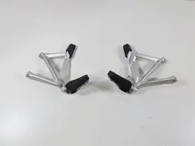 46718528794 Bmw 46718528793 2016 R1200 Gs K50 Rear Passenger Footpeg Set