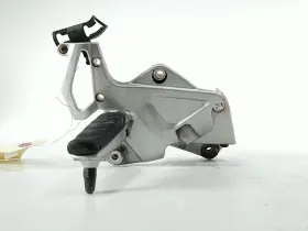 7678670 Bmw 07 F800s Right Rearset Front Driver Peg