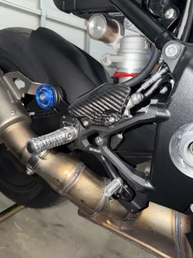 77257108475 Bmw S1000rr Gillies Rearsets Carbon Fiber Pair