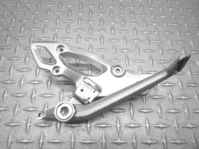 8540797 Bmw 2022 18-22 R1250rs Oem Front Right Rearset Brake Pedal Foot Peg Bracket