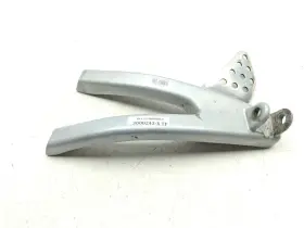 N005.2a0 Buell 05 Xb9r Firebolt Left Passenger Foot Peg Mount Bracket 04j