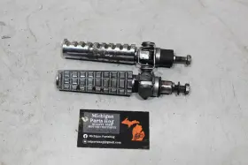 N0400.3a Buell 99-01 X1 Lightning Oem Front Foot Peg Frame Mount With Aftermarket Pegs
