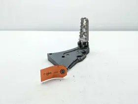 Buell No401.02a8 05 Lightning Xb12 Front Right Driver Peg Rearset