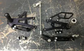 05-0500b Cfm/woodcraft Very Nice Rearsets Kit 2006-12 Triumph Daytona 675 675r Also