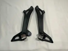 6aqv-140200-1000 Cfmoto 23-24 450ss Rear Back Passenger Peg Bracket Pair 2023 2024 Used