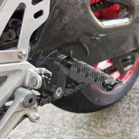 Vvrfpfg5840mmbkmccpbkcl47001 Createmotor For Mv Agusta Turismo Veloce 800 15-21 Mccp 40mm Extended Black Front Foot Pegs