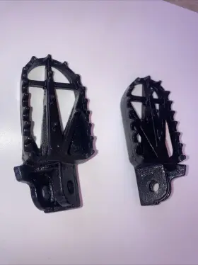 D48-02-533 Drc Wide Foot Pegs Crf110f 13-16/crf125f 14-21 Xr50 Crf50 Xr70 Crf70