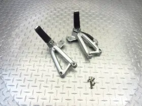 037069965 Ducati 82410411c 2006 04-06 St3 Sport Touring Oem Rear Passenger Foot Pegs Brackets Pair