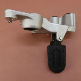 82410711a Ducati 2007-2009 Hypermotard 1100 S Right Front Foot Peg Bracket Mount