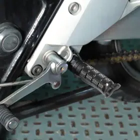 G4usfpfg55bkmccp222 Guidestaronline31 R-fight Rider Front Foot Pegs For Mv Agusta F3 675 12 13 14 15 16 17 18