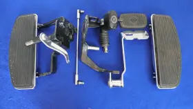 33630-07a Harley-davidson Genuine Softail Springer Heritage Floorboard Mounts Controls 00-17