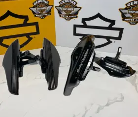 44723 Harley-davidson Obsolete Oem Touring Defiance Passenger Footboard Floorboards