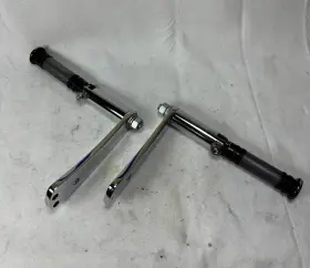49002-98 Harley-davidson Oem 91-17 Dyna Highway Peg Mounts And H-d Diamond Black Foot Pegs