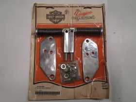 Harley-davidson 49123-82a Oem Highway Peg Kit 1982-1994 Fxr Fxrs Fxrt No Guard