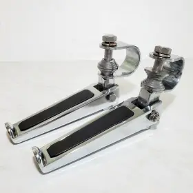 49144-86 Harley-davidson Oem Engine Guard Mount Foot Pegs Universal Except Vrsc Models