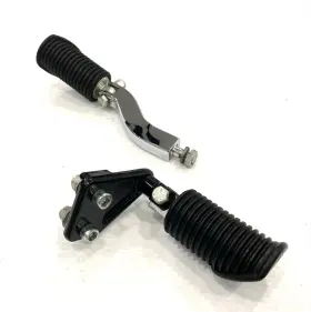 52742-94 Harley-davidson 49165-90 Oem Passenger Foot Pegs With Support Mounts 94-01 Dyna Genuine
