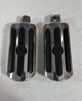 50131-95a Harley-davidson Oem Rubber And Chrome Foot Pegs Male Mount Genuine Small Foot-pegs