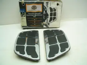 50296-02 Harley-davidson Smooth Chrome Passenger Footboard Insert Pad Kit Touring Softail
