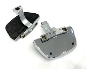 50460-06 Harley-davidson Oem 00-17 Softail Chrome Rear Passenger Foot Floor Boards Mount Brackets