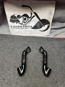 50500055b Harley-davidson Genuine Touring Front Black Foot Floor Board Mounts Brackets
