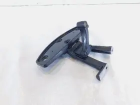 50500635 Harley-davidson Softail Deluxe Slim And Heritage Classic Left Footboard With Mount