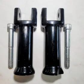 50500744 Harley-davidson Oem 18-23 Softail Passenger Foot Peg Extension Mounts Brackets