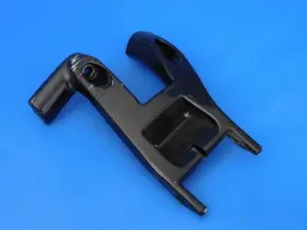 50500751 Harley-davidson 18-26 Softail Fat Boy Oem Left Driver Footboard Mounting Bracket 50500751 Harley-davidson 18-26 Softail Fat Boy Oem Left Driver Footboard Mounting Bracket