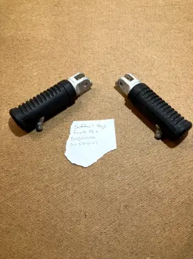 50500961 Harley-davidson Oem Softail Pegs Front Rider Set Left Right 2018 Street Bob Low