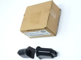 50501118 Harley-davidson Genuine 2018-up Softail Passenger Footboard Support Adapters