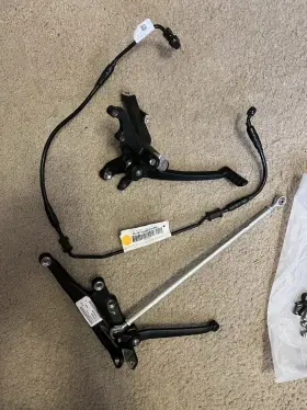50501795 Harley-davidson 21-24 Sportster S Rh1250s Forward Controls Brake And Clutch Side