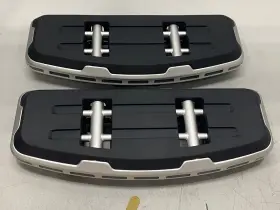 50502527 Harley-davidson Switchback Rider Footboards For Ft18 Softail