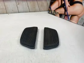 50606-06 Harley-davidson 97-20 Touring Rear Passenger Foot Floor Board Inserts And Bottoms Oem