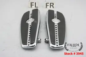 50617-05 Harley-davidson 2005 Softail Fatboy Cvo Front Driver Foot Board And Pad Set Chrome