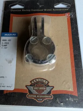 50903-85t Harley-davidson Chrome 3 Piece 1 1/4 Inch Universal Clamp Set