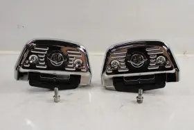 52719-93 Harley-davidson 2008 Road King Touring Passenger Floorboards With Chrome Covers
