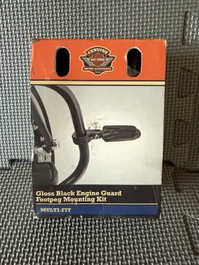 54234-10 Harley-davidson New Engine Guard Black Foot Peg Mounting Kit