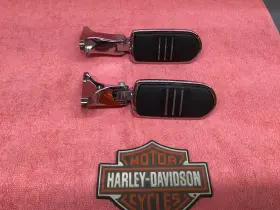 Bin-c82792 Harley-davidson Oem 97-22 Chrome Streamliner Touring Passenger Foot Pegs And Mounts