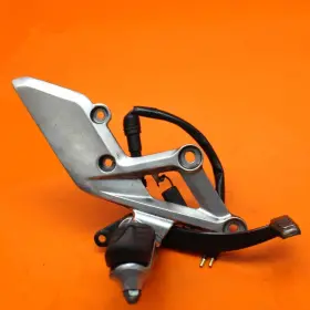 46500-kyj-305 Honda 15-22 Cbr300r Oem Right Rearset Rear Set Driver Foot Peg Rest Stop