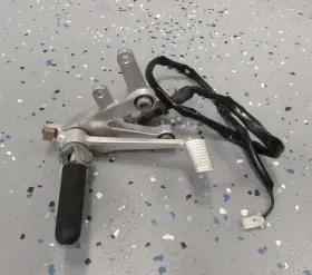 46500-mcj-000 Honda Complete Oem Right Side Rearset Foot Peg With Brake Pedal 00-01 Cbr929 Cbr929rr