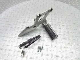 50600-kyj-900 Honda 2015 15-19 Cb300 Cb300f Right Rearset Brake Switch Foot Peg Rest Bracket