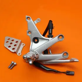 50600-mfj-d00 Honda 2020 07-22 Cbr600rr Oem Right Rearset Rear Set Driver Foot Peg Rest Stop