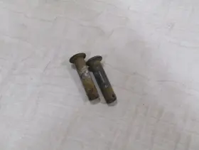 50603-kr0-010 Honda 1990 Ns50f Left And Right Foot Rest Peg Pins