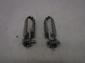 50612-kyk-910 Honda 20-25 Crf110f Oem Left Right Foot Rests Pegs