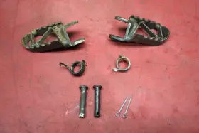 50616-kae-730 Honda 1998 Cr80r Left Right Foot Rests Peg Set