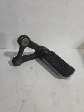 50640-mm5-000 Honda 1987-1988 Cbr 1000 Hurricane Left Main Step Footrest Oem